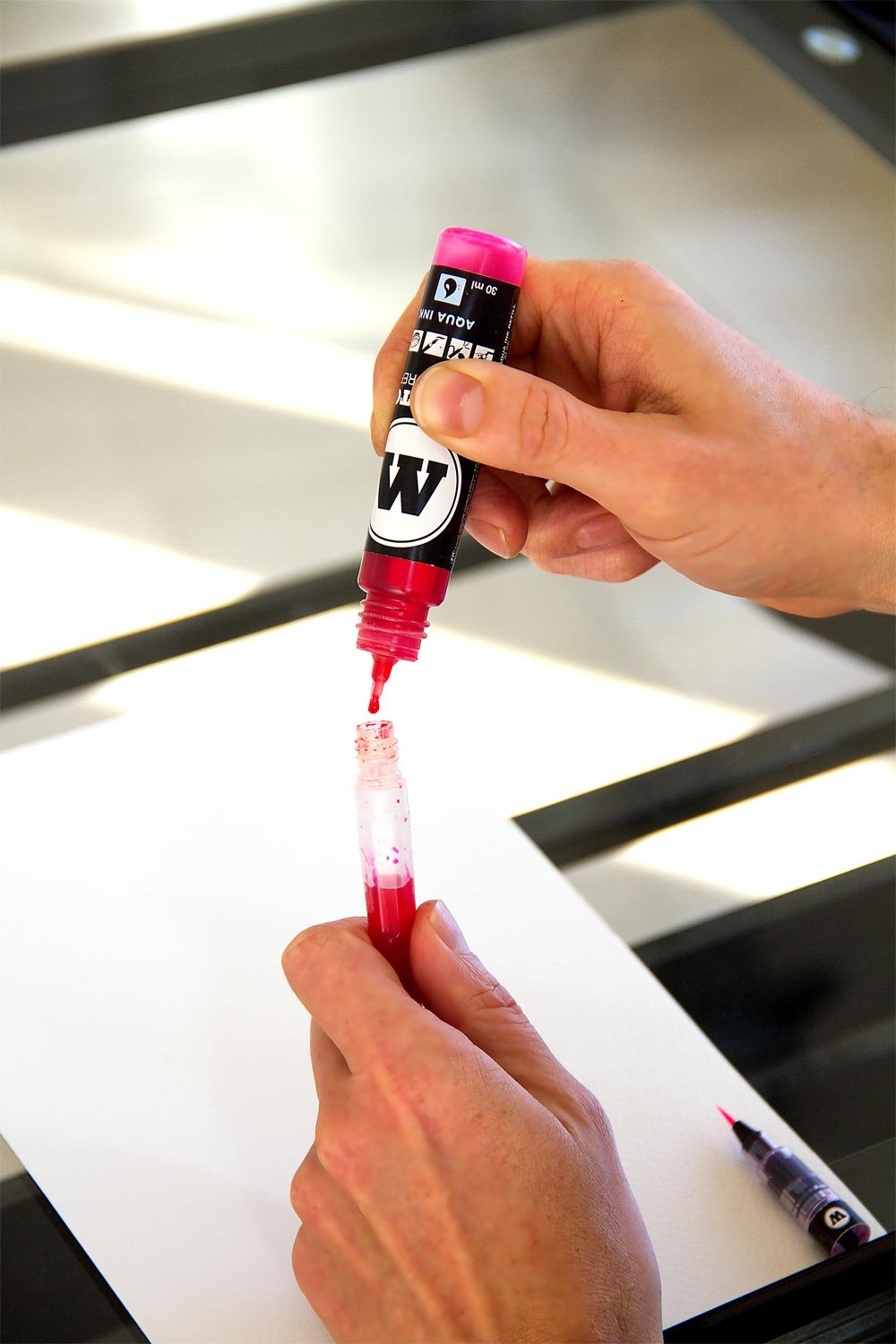 MOLOTOW Aqua Ink Empty Squeeze Pen, 3mm Tip, 1 Each (727.102) - Image 5